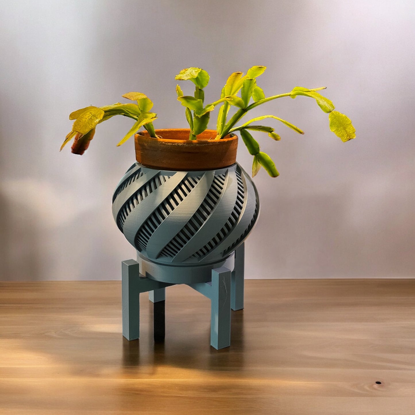 Krato Planter Pot